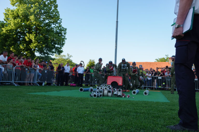 54557746032 662d15566f o